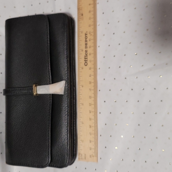 Vince Camuto Black Leather Bifold Accordian Organizer Cash Wallet - Picture 8 of 10